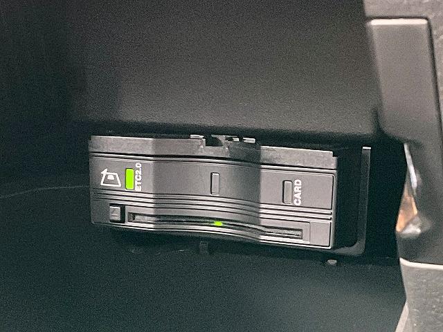 Ｂクラス Ｂ２００ｄ　ＡＭＧライン　レーダーセーフティＰＫＧ　ナビゲーションＰＫＧ　トラフィックサインアシスト　自動再発進機能　レーンチェンジアシスト　エマージェンシーストップアシスト　アダプティブハイビームアシストプラス（32枚目）