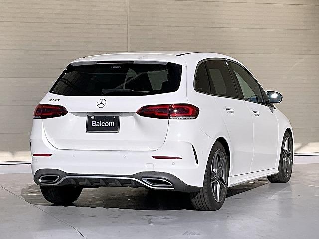 Ｂクラス Ｂ１８０　ＡＭＧライン　レーダーセーフティＰＫＧ　ナビゲーションＰＫＧ　アダプティブハイビームアシスト　ドライブアウェイアシスト　リアクロストラッフィクアラート　トラフィックサインアシスト　アクティブレーンチェンジアシスト（3枚目）