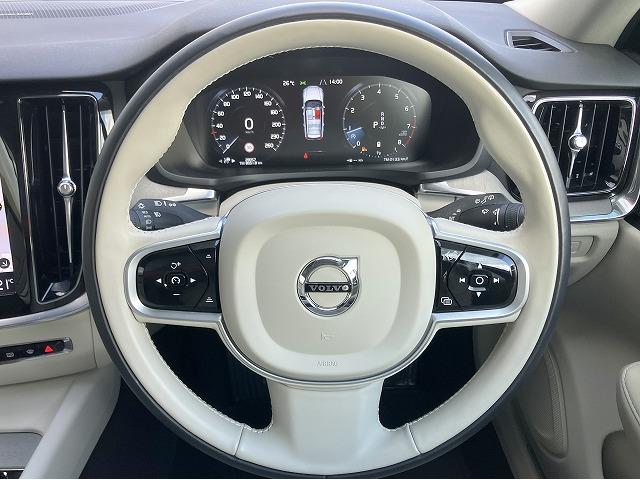 Ｖ６０ Ｂ５　インスクリプション　インテリセーフ　歩行者　サイクリスト検知絹付追突回避　軽減フルオートブレーキシステム　全車速追従機能付ＡＣＣ　ＤＡＣ　ＬＤＷ　ＬＫＡ　ＢＬＩＳ　ＬＣＭＡ　ＣＴＡ　ＲＳＩ（11枚目）