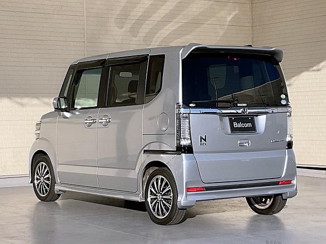 N-BOXカスタム G・ターボパッケージ 純正SDナビ フルセグTV バックカメラ ETC クルーズコントロール パドルシフト プッシュスタート キセノンヘッドライト 純正15インチアルミホイール 両側パワースライドドア ウインカードアミラー(17枚目)