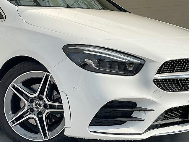 Bクラス B180 AMGライン レーダーセーフティPKG ナビゲーションPKG アダプティブハイビームアシスト ドライブアウェイアシスト リアクロストラッフィクアラート トラフィックサインアシスト アクティブレーンチェンジアシスト(23枚目)