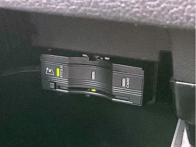 Bクラス B180 AMGライン レーダーセーフティPKG ナビゲーションPKG アダプティブハイビームアシスト ドライブアウェイアシスト リアクロストラッフィクアラート トラフィックサインアシスト アクティブレーンチェンジアシスト(33枚目)