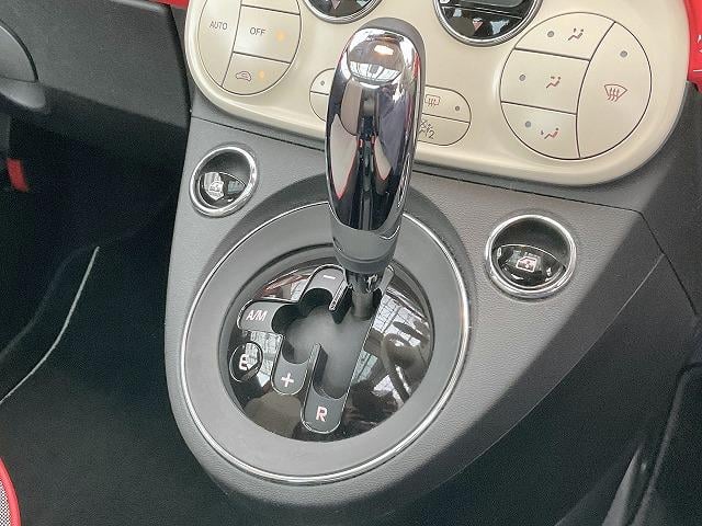 500 トロピカーレ 限定150台 ガラスルーフ 純正タッチスクリーンオーディオ 専用シート ヘッドランプウォッシャー フロントフォグライト 純正15インチアルミホイール アイドリングストップ リアパーキングサンサー(12枚目)