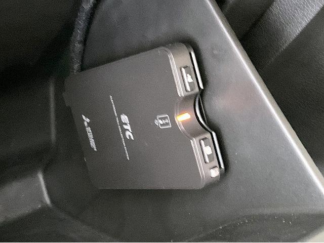 ジープ・ラングラー スポーツ ブラッハードトップ 7インチタッチパネルモニター アダプティブクルコン ブラインドスポットモニター リアクロスパスディテクション セレクトスピードTMコントロール フロント&サイド&バックカメラ(32枚目)