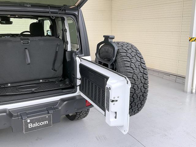 ジープ・ラングラー スポーツ ブラッハードトップ 7インチタッチパネルモニター アダプティブクルコン ブラインドスポットモニター リアクロスパスディテクション セレクトスピードTMコントロール フロント&サイド&バックカメラ(38枚目)