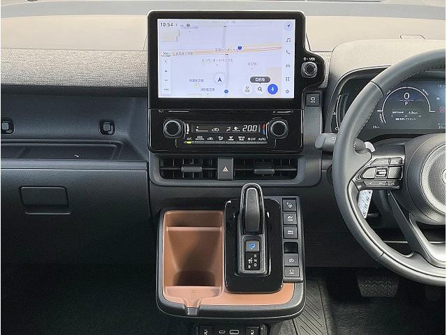 シエンタ ハイブリッドＺ　セーフティセンス　コンフォートＰＫＧ　トヨタチームメイト　サーキュレーター　パーキングサポートブレーキ　ブラインドスポットモニター　パノラミックビューモニター　レーダークルーズコントロール（5枚目）