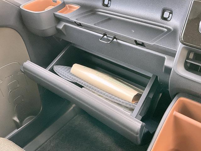 シエンタ ハイブリッドＺ　セーフティセンス　コンフォートＰＫＧ　トヨタチームメイト　サーキュレーター　パーキングサポートブレーキ　ブラインドスポットモニター　パノラミックビューモニター　レーダークルーズコントロール（33枚目）