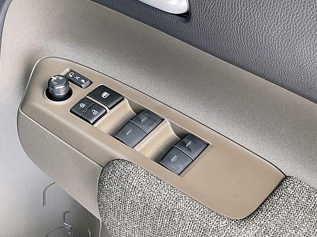 シエンタ ハイブリッドＺ　セーフティセンス　コンフォートＰＫＧ　トヨタチームメイト　サーキュレーター　パーキングサポートブレーキ　ブラインドスポットモニター　パノラミックビューモニター　レーダークルーズコントロール（41枚目）