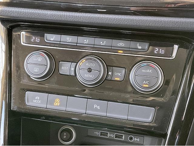 ゴルフトゥーラン TSI ハイライン デスカバープロ レーンキープアシスト 渋滞時追従支援システム レンーンチェンジアシスト リアトラフィックアラート 歩行者検知機能付プリクラッシュブレーキシステム アダプティブクルーズコントロール(10枚目)