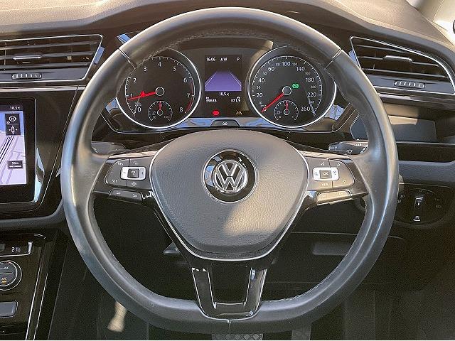 ゴルフトゥーラン TSI ハイライン デスカバープロ レーンキープアシスト 渋滞時追従支援システム レンーンチェンジアシスト リアトラフィックアラート 歩行者検知機能付プリクラッシュブレーキシステム アダプティブクルーズコントロール(11枚目)