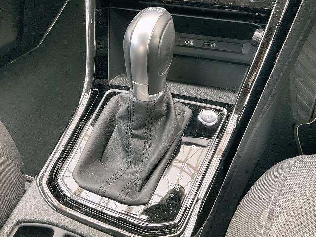 ゴルフトゥーラン ＴＳＩ　ハイライン　デスカバープロ　レーンキープアシスト　プロアクティブオキュパントプロテクション　渋滞時追従支援システム　歩行者検知機能付プリクラッシュブレーキシステム　アダプティブクルコン　ドライビングプロファイル（12枚目）