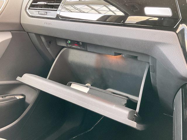 ゴルフトゥーラン ＴＳＩ　ハイライン　デスカバープロ　レーンキープアシスト　プロアクティブオキュパントプロテクション　渋滞時追従支援システム　歩行者検知機能付プリクラッシュブレーキシステム　アダプティブクルコン　ドライビングプロファイル（33枚目）