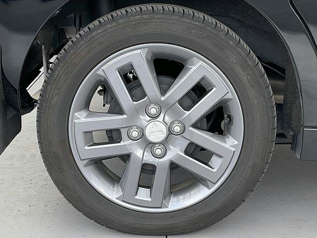 デリカミニ T プレミアム eーアシスト エクステリアPKG マイパイロット 衝突被害軽減ブレーキアシスト 車線逸脱警報 車線逸脱防止支援機能 オートマチックハイビーム 前方衝突予測警報 標識検知 先行車発進通知(7枚目)