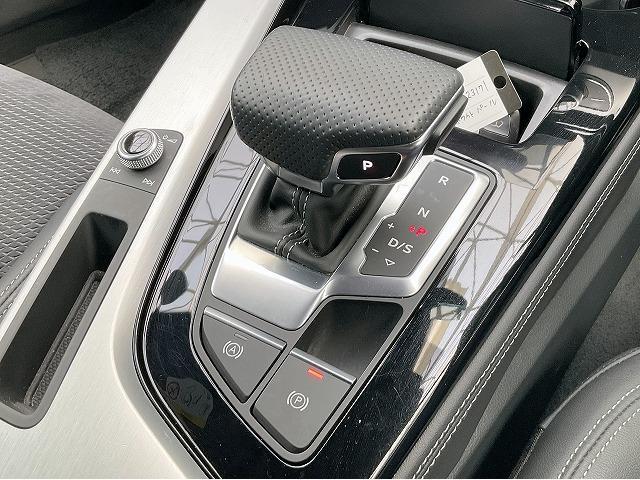 Ａ４アバント ３５ＴＦＳＩ　Ｓライン　パークアシストＰＫＧ　プレセンスシティ　プレセンスリア　アダプティブクルーズコントロール　アクティブレーンアシスト　サイドアシスト　バーチャルコクピットプラス　スポーツサスペンション　パワーバックドア（12枚目）