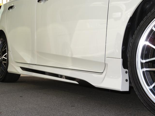 プリウス Sツーリングセレクション 純正9型SDナビ フルセグTV DVDビデオ CD録音 Bluetooth パノラミックビューモニター 合成皮革シート モデリスタアイコニックエアロ 外19インチアルミ セーフティセンス ドラレコ(17枚目)