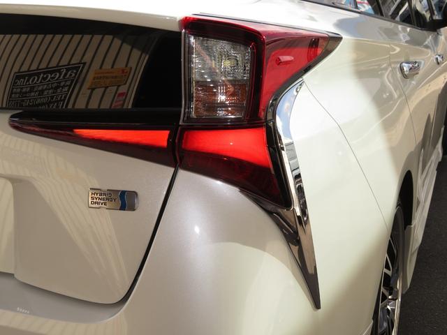 プリウス Sツーリングセレクション 純正9型SDナビ フルセグTV DVDビデオ CD録音 Bluetooth パノラミックビューモニター 合成皮革シート モデリスタアイコニックエアロ 外19インチアルミ セーフティセンス ドラレコ(25枚目)