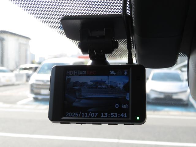 プリウス Sツーリングセレクション 純正9型SDナビ フルセグTV DVDビデオ CD録音 Bluetooth パノラミックビューモニター 合成皮革シート モデリスタアイコニックエアロ 外19インチアルミ セーフティセンス ドラレコ(45枚目)