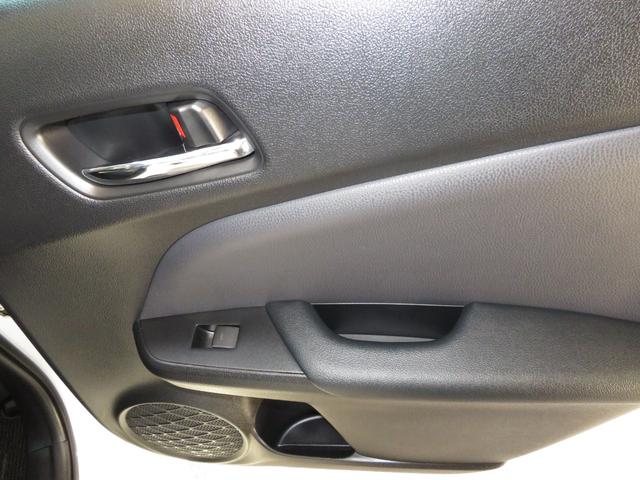 プリウス Sツーリングセレクション 純正9型SDナビ フルセグTV DVDビデオ CD録音 Bluetooth パノラミックビューモニター 合成皮革シート モデリスタアイコニックエアロ 外19インチアルミ セーフティセンス ドラレコ(65枚目)