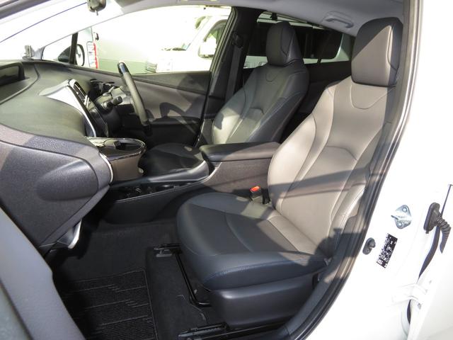 プリウス Sツーリングセレクション 純正9型SDナビ フルセグTV DVDビデオ CD録音 Bluetooth パノラミックビューモニター 合成皮革シート モデリスタアイコニックエアロ 外19インチアルミ セーフティセンス ドラレコ(69枚目)