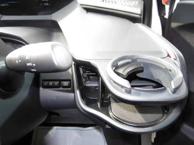 プリウス Ｚ　１２．３ＤＡ　フルセグＴＶ　パノラミックビューモニター　チームメイト　アドバンストパーク　デジタルインナーミラー　モデリスタエアロ　パノラマルーフ　パワーバックドア　おくだけ充電　ＥＴＣ２．０（39枚目）