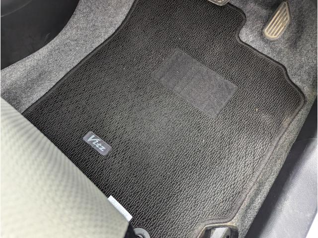 ヴィッツ Ｆ　ウェルキャブ＼助手席電動リフトアップシート＼車いす収納装置＼純正ナビ＼地デジ＼Ｂｌｕｅｔｏｏｔｈ＼ＥＴＣ車載器＼１年保証（64枚目）