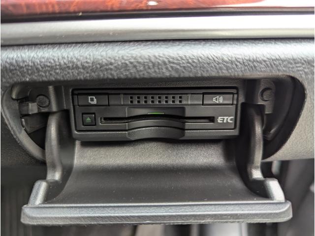 クラウンマジェスタ ベースグレード 禁煙車\純正ナビ\フルセグ\Bluetooth\バックカメラ\プッシュスタート\スマートキー\オートライト\パワーシート\ドライブレコーダー\ETC車載器\純正アルミ\1年保証(9枚目)