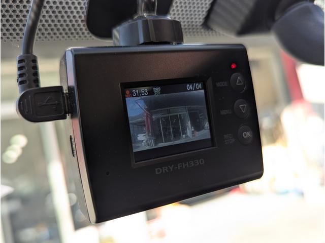 ヴォクシー ＺＳ　ウェルキャブ＼禁煙車＼２列目電動リフトアップシート＼フルセグナビ＼バックカメラ＼両側パワスラ＼プッシュスタート＼スマートキー＼オートライト＼ＥＴＣ車載器＼純正アルミ＼１年保証（10枚目）