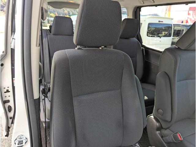 ヴォクシー ＺＳ　ウェルキャブ＼禁煙車＼２列目電動リフトアップシート＼フルセグナビ＼バックカメラ＼両側パワスラ＼プッシュスタート＼スマートキー＼オートライト＼ＥＴＣ車載器＼純正アルミ＼１年保証（66枚目）