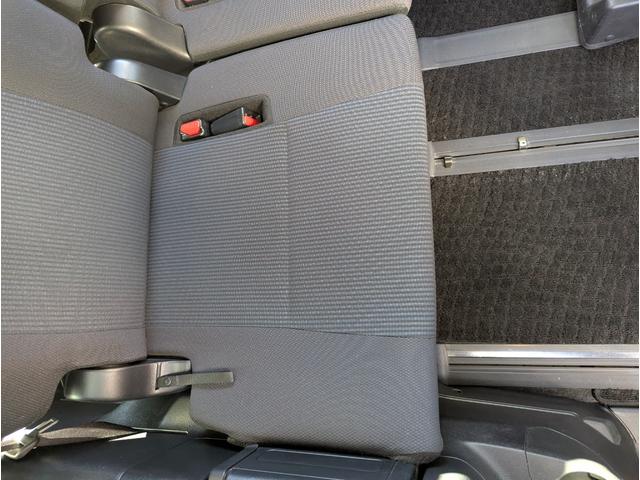 ヴォクシー ＺＳ　ウェルキャブ＼禁煙車＼２列目電動リフトアップシート＼フルセグナビ＼バックカメラ＼両側パワスラ＼プッシュスタート＼スマートキー＼オートライト＼ＥＴＣ車載器＼純正アルミ＼１年保証（69枚目）