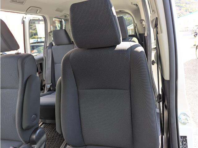 ヴォクシー ＺＳ　ウェルキャブ＼禁煙車＼２列目電動リフトアップシート＼フルセグナビ＼バックカメラ＼両側パワスラ＼プッシュスタート＼スマートキー＼オートライト＼ＥＴＣ車載器＼純正アルミ＼１年保証（76枚目）