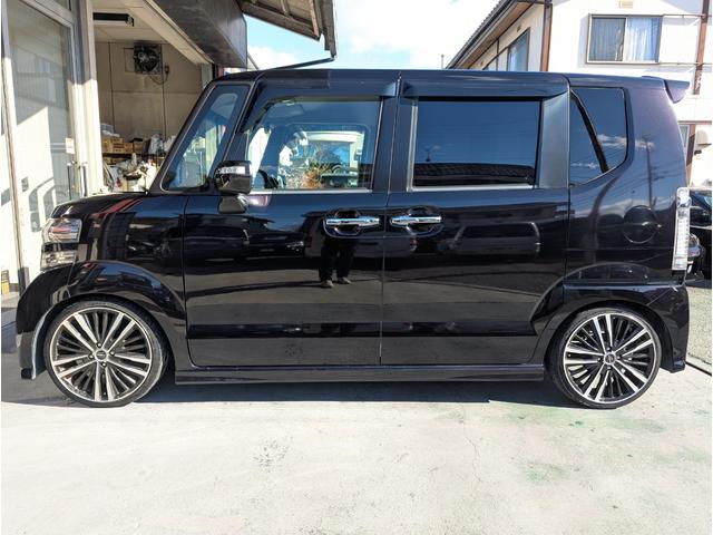 Ｎ－ＢＯＸカスタム Ｇ　ＳＳパッケージ　禁煙車＼ストラーダーナビ＼フルセグ＼Ｂｌｕｅｔｏｏｔｈ＼革調シートカバー＼両側パワスラ＼プッシュスタート＼スマートキー＼オートライト＼１７インチアルミ＼１年保証（19枚目）