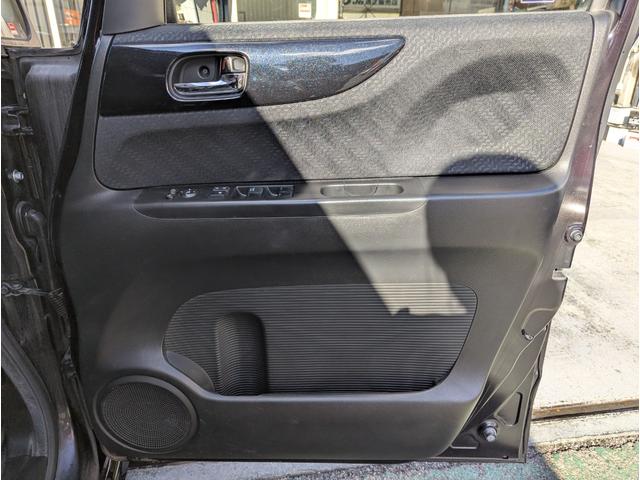 Ｎ－ＢＯＸカスタム Ｇ　ＳＳパッケージ　禁煙車＼ストラーダーナビ＼フルセグ＼Ｂｌｕｅｔｏｏｔｈ＼革調シートカバー＼両側パワスラ＼プッシュスタート＼スマートキー＼オートライト＼１７インチアルミ＼１年保証（65枚目）