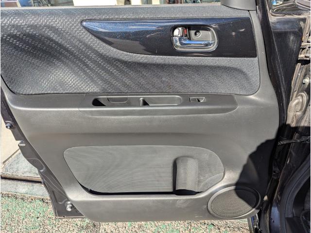 Ｎ－ＢＯＸカスタム Ｇ　ＳＳパッケージ　禁煙車＼ストラーダーナビ＼フルセグ＼Ｂｌｕｅｔｏｏｔｈ＼革調シートカバー＼両側パワスラ＼プッシュスタート＼スマートキー＼オートライト＼１７インチアルミ＼１年保証（74枚目）