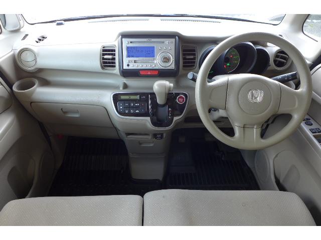 ���������X�͂W�F�O�O����P�X�F�O�O�܂ŉc�ƒ��I�@��x���͐����B�@���j�A�j�Փ��ł��ݏZ�X�^�b�t�����܂��̂Ŗ₢���킹�A�����X���҂����Ă܂��B������