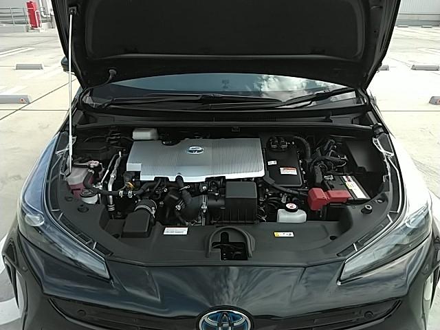 プリウス Sツーリングセレクション・ブラックエディション 特別限定仕様車 フルセグ付ナビ 専用17アルミホイール クラッチオ製ブラックレザー調シートカバー ドライブレコーダー ラゲッジトレイ ETC バックカメラ スマートキー シートヒーター(15枚目)