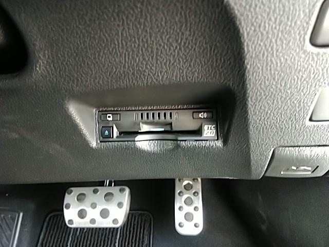 プリウス Sツーリングセレクション・ブラックエディション 特別限定仕様車 フルセグ付ナビ 専用17アルミホイール クラッチオ製ブラックレザー調シートカバー ドライブレコーダー ラゲッジトレイ ETC バックカメラ スマートキー シートヒーター(23枚目)