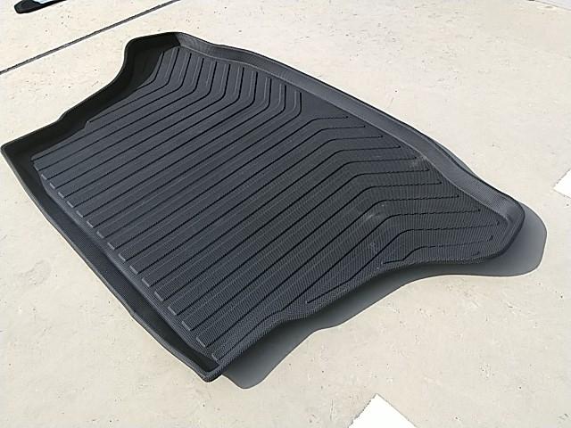 プリウス Sツーリングセレクション・ブラックエディション 特別限定仕様車 フルセグ付ナビ 専用17アルミホイール クラッチオ製ブラックレザー調シートカバー ドライブレコーダー ラゲッジトレイ ETC バックカメラ スマートキー シートヒーター(25枚目)