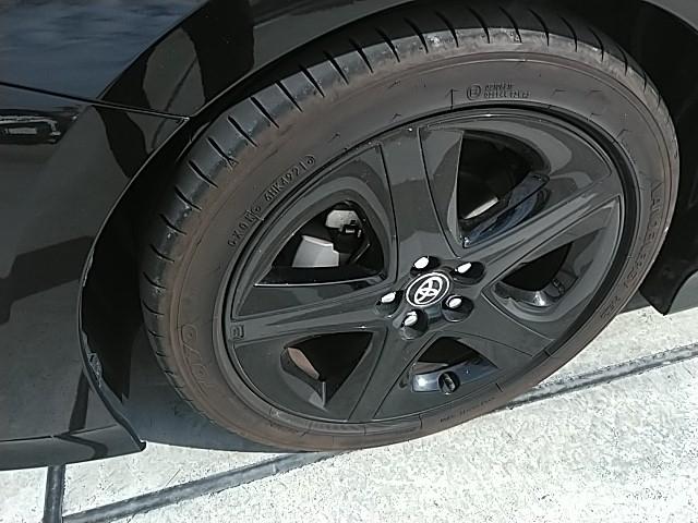 プリウス Sツーリングセレクション・ブラックエディション 特別限定仕様車 フルセグ付ナビ 専用17アルミホイール クラッチオ製ブラックレザー調シートカバー ドライブレコーダー ラゲッジトレイ ETC バックカメラ スマートキー シートヒーター(30枚目)