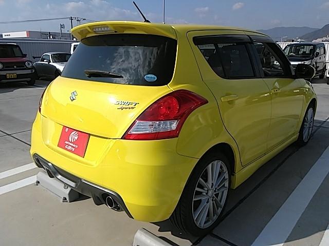スイフトスポーツ ベースグレード　スポーツ　フルセグ付ナビ　１７アルミホイール　エアバッグ　　ＨＩＤヘッドライト　ＥＴＣ　スマートキー　オートクルーズコントロール　ＵＶカットプライバシーガラス　プッシュスタート　ウィンカーミラー（3枚目）