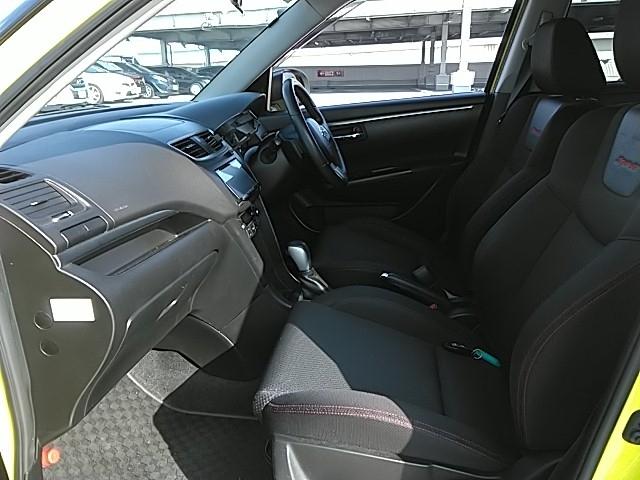 スイフトスポーツ ベースグレード　スポーツ　フルセグ付ナビ　１７アルミホイール　エアバッグ　　ＨＩＤヘッドライト　ＥＴＣ　スマートキー　オートクルーズコントロール　ＵＶカットプライバシーガラス　プッシュスタート　ウィンカーミラー（11枚目）