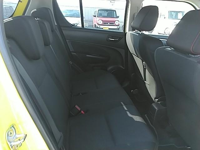 スイフトスポーツ ベースグレード　スポーツ　フルセグ付ナビ　１７アルミホイール　エアバッグ　　ＨＩＤヘッドライト　ＥＴＣ　スマートキー　オートクルーズコントロール　ＵＶカットプライバシーガラス　プッシュスタート　ウィンカーミラー（12枚目）