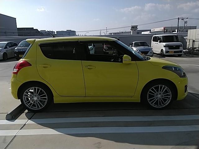 スイフトスポーツ ベースグレード　スポーツ　フルセグ付ナビ　１７アルミホイール　エアバッグ　　ＨＩＤヘッドライト　ＥＴＣ　スマートキー　オートクルーズコントロール　ＵＶカットプライバシーガラス　プッシュスタート　ウィンカーミラー（17枚目）