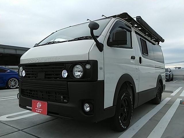 ハイエースバン DX GORDON MILLER V-01 4WD ディーゼル フロントフォグランプ ルーフラック サイドオーニング リアラダー スライドドア用網戸 リッタイラバーマット JHアルミ デジタルミラー(6枚目)