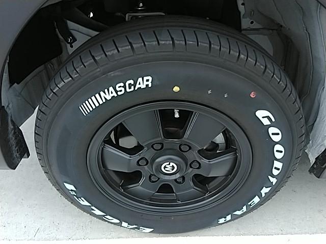 ハイエースバン DX GORDON MILLER V-01 4WD ディーゼル フロントフォグランプ ルーフラック サイドオーニング リアラダー スライドドア用網戸 リッタイラバーマット JHアルミ デジタルミラー(28枚目)