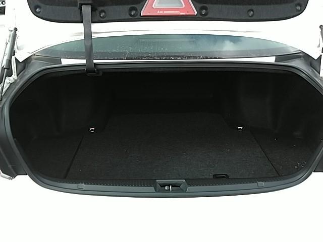 �L���g�����N�X�y�[�X�B�S���t�o�b�N���R�Z�b�g����܂��B