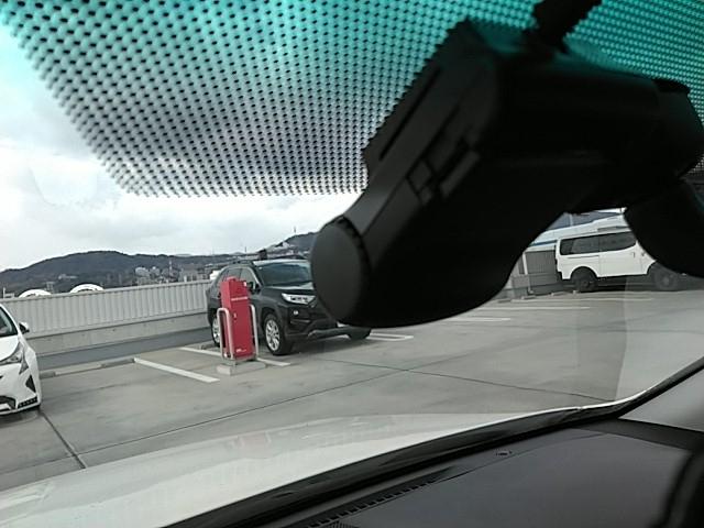 �����Ƃ������Ɉ��S�ł��B�h���C�u���R�[�_�[�t���Ă��܂��B