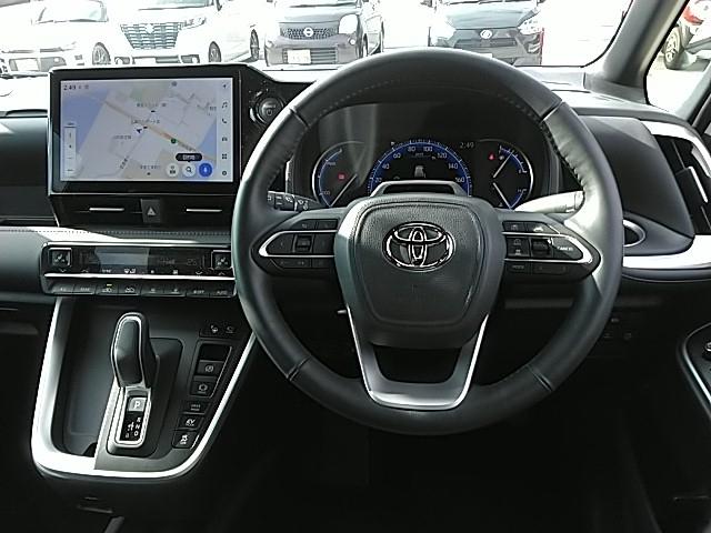 ���[�_�[�N���[�Y�R���g���[���������Ă��܂��B�I�[�g�}�`�b�N�n�C�r�[�����������Ă��܂��B