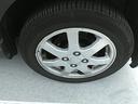 右前タイヤ。純正アルミ装着です。タイヤ残り溝御座います。