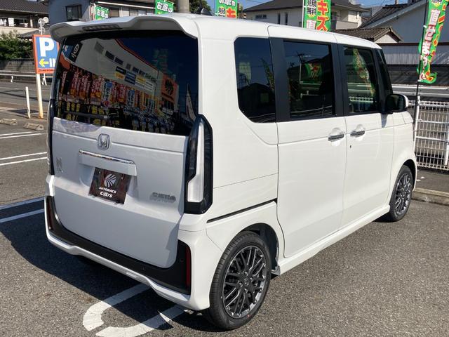 ターボ　届出済み未使用車　ホンダセンシング　両側パワースライドドア　バックカメラ(28枚目)