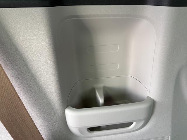 Ｎ－ＢＯＸ ベースグレード　コンフォートパッケージ　フロアマット　両側パワースライドドア　シートバックテーブル　オートリトラミラー（56枚目）
